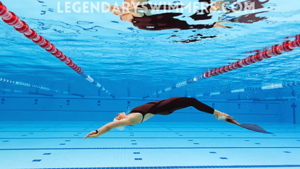 How to Swim with Fins: Experts Guide for Swimmers